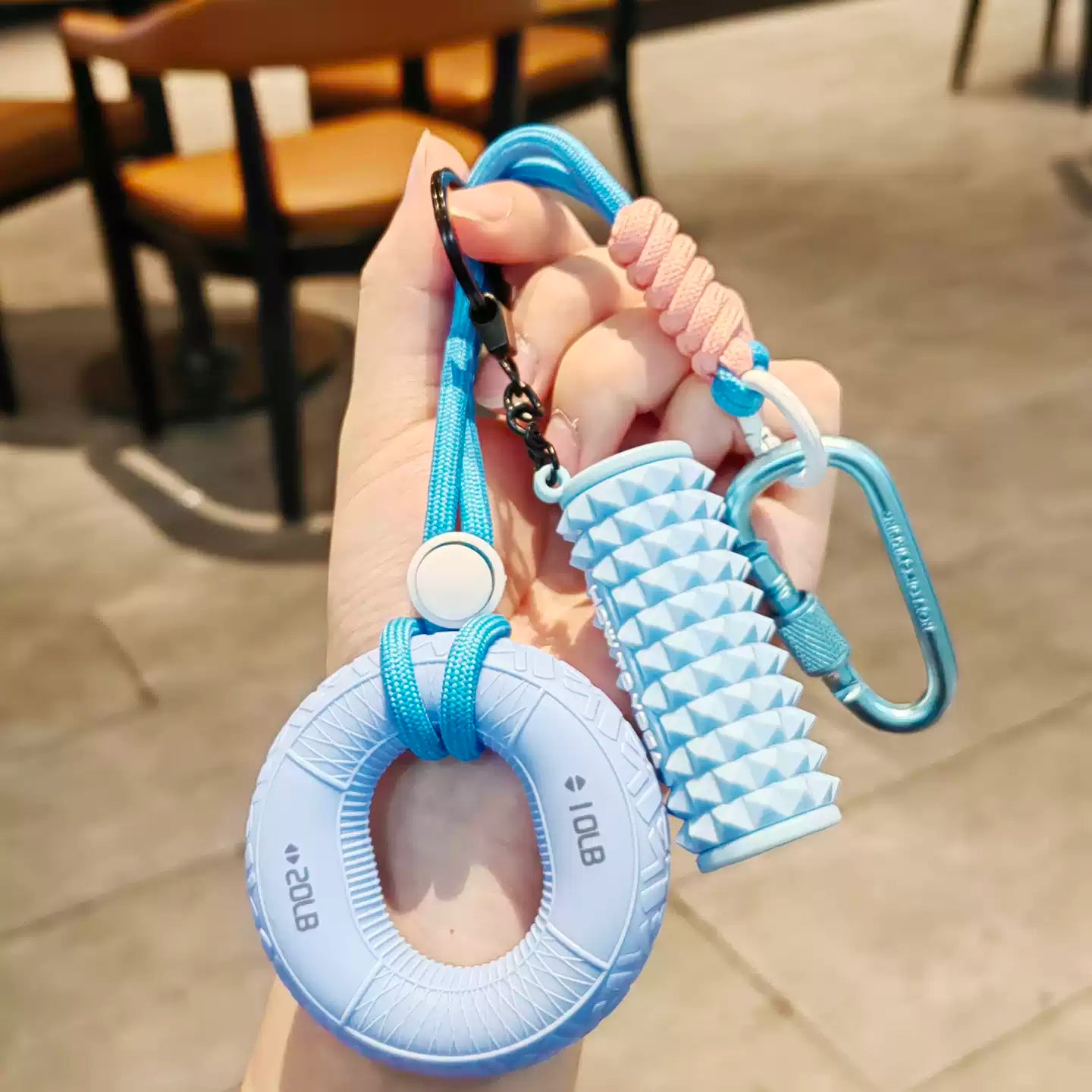 Multi-functional Stress Relief Grip Ring Keychain | Portable 5-Finger Strength Trainer & Rehab Exerciser | Fashion Backpack Pendant